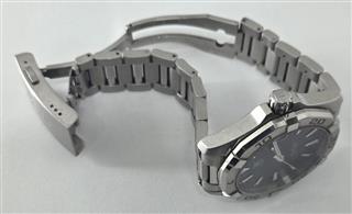 TAG HEUER Gent's Wristwatch Blue Face WAY1112.BA0910